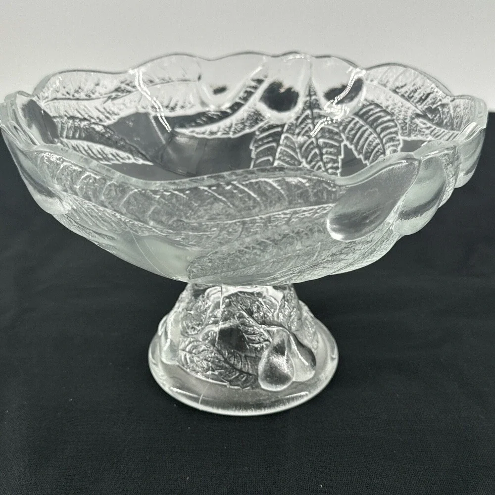 Pedestal Fruit Bowl Pear Leaf Design Vintage 80s Teleflora‎ Pressed Glass 7.5